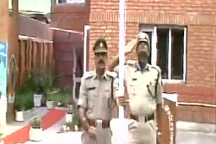 Video: CRPF officer shot dead an hour after unfurling flag at Srinagar