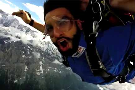 Get over 'Darr'! Ranveer Singh's skydiving video will give you goosebumps