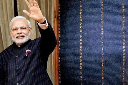 Narendra Modi's suit sold for Rs 4.3 crore enters Guinness World Records