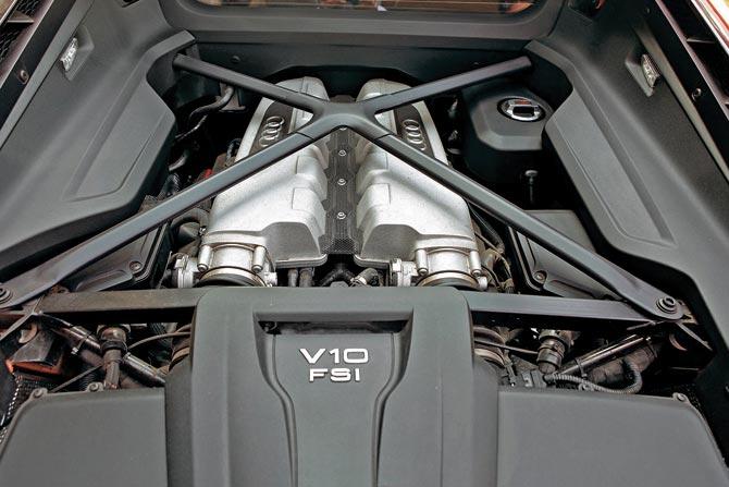The meaty V10 produces 610 PS and 560 Nm of twist