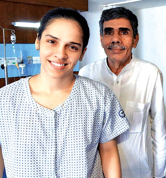 Saina Nehwal with her father Harwinder at Kokilaben Dhirubhai Ambani Hospital. Pic/Twitter
