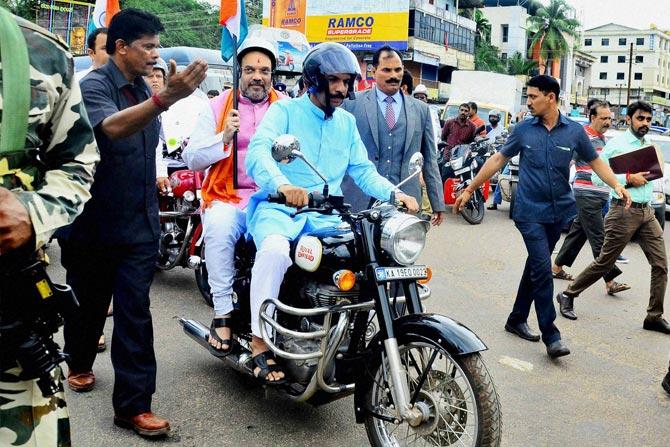 BJP National President Amit Shah participating in Tiranga Yatra at Pumpwell in Mangaluru.Pic/ PTI Photo
