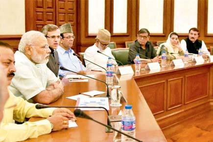 Kashmir unrest: In meeting with opposition, Modi bats for 'constitutional' solution