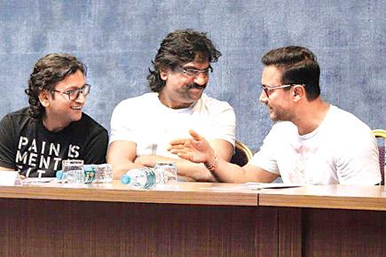 When Aamir Khan sprung a surprise at an event in Pune