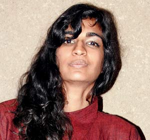 Anushka Manchanda, singer