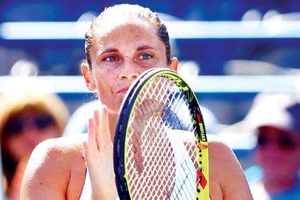 Roberta Vinci cruises into quarters of Connecticut Open