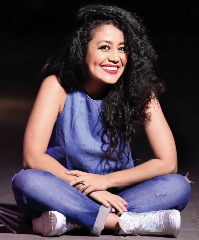 Neha Kakkar returns to Indian Idol