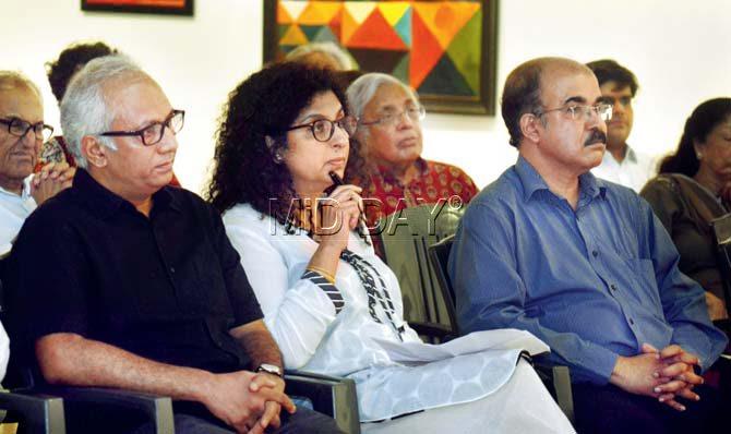 (From left) Atul Dodiya, Shireen Gandhy and Sabyasachi Mukherjee. Pic/Sneha Kharabe