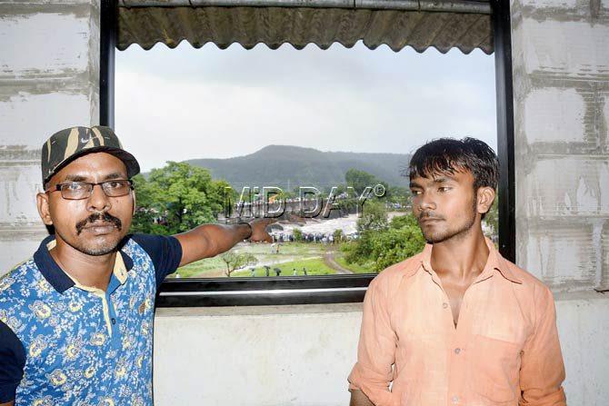 Sameer’s friends, Basant Kumar and Surjit Kumar, watched the tragedy unfold from the window of their room. Pic/Pradeep Dhivar