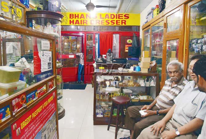 With the coming in of cheaper brands in the 1990s, the demand for Chinese shoemakers in Mumbai started fading. Around this time, George’s aunt’s ladies’ parlour, which opened in 1970, helped keep business afloat. PIC/ATUL KAMBLE