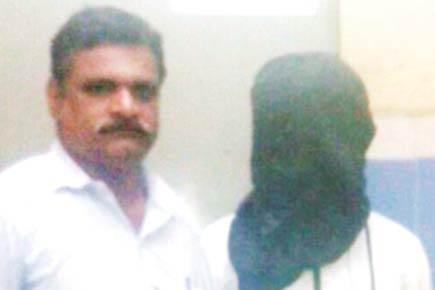Madrasa teacher caught molesting 9-year-old girl