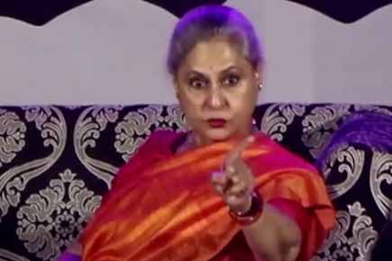 Watch video: Jaya Bachchan slams photographers for clicking pictures!