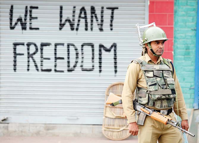 Shops, business establishments, private offices and petrol pumps have been shut as the separatists groups have called for a complete strike to protest the civilian deaths in the violence after Wani’s killing. Pic/PTI