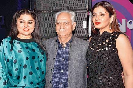 Bollywood celebs enjoy a star-studded musical night in Mumbai