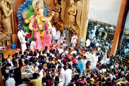 Mumbai: Lalbaugcha Raja insures devotees for tummy upsets