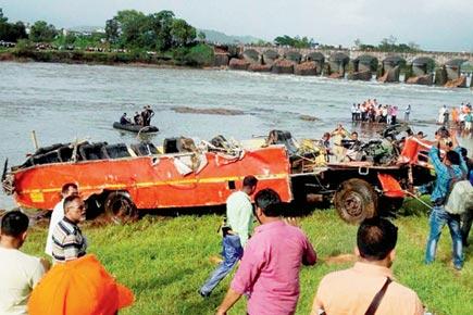 Mahad tragedy: SUV, bus found