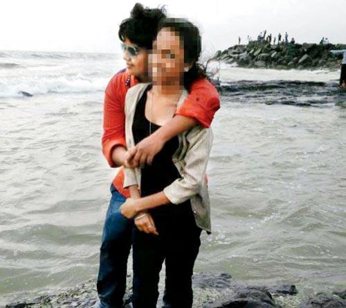 Roshini (left, with short hair) and Rujukta were regulars at Marine Drive and spent their last date there on Friday, when they were spotted by a relative