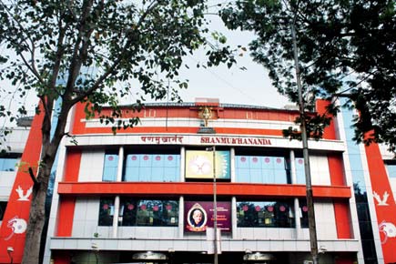 Mumbai: Shanmukhananda hall under scanner over 'illegal constructions'