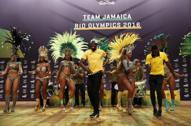 Usain Bolt dances with Samba dancers at Rio 2016