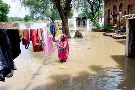 UP floods worsen after water flows from MP, Uttrakhand, Nepal