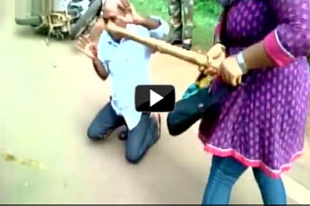 Viral Video: Girls thrash drunk eve-teaser in Bhubaneswar