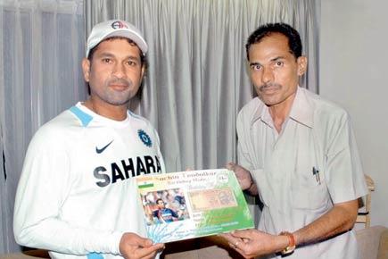 This man collects currency notes with serial numbers matching cricketers' birth dates