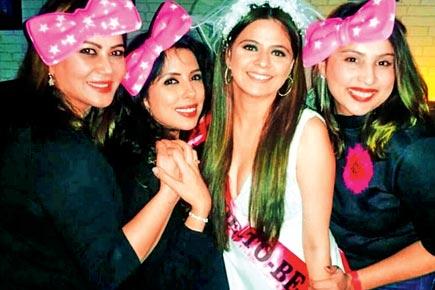 Rucha Gujarathi hosts pre-wedding bash for Nausheen Ali Sardar and other 'Kkusum' co-stars 