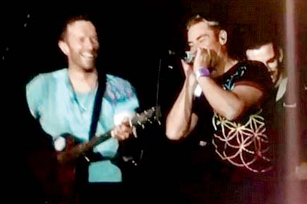 When Shane Warne performed with Coldplay on stage