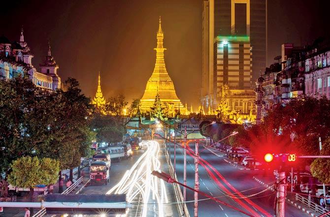 Sulepaya pagoda located in the centre of Yangon township