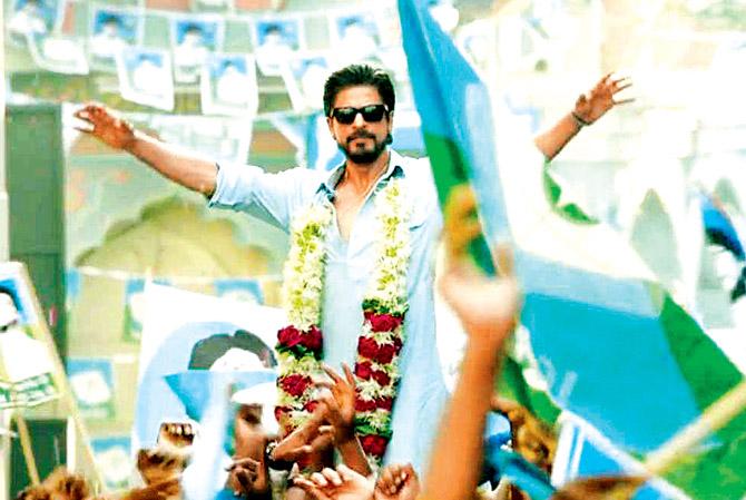 Shah Rukh Khan in a still from the trailer of Raees