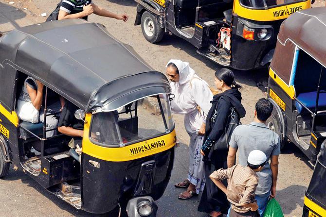 Around 40% of autos and taxis went off the roads in the Dec 20 CNG strike
