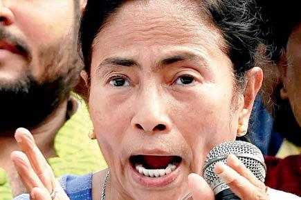 Now Mamata objects to CRPF deployed to protect I-T officials