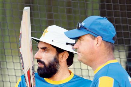 Misbah-ul-Haq mulls pace change as Pakistan look to level series against Australia 