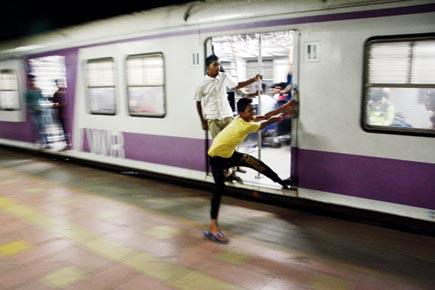On Mumbai's locals, there's no respite for GRP from train rowdies doing stunts