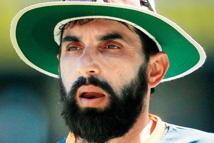 Misbah-ul-Haq considers retirement ahead of final Test in Sydney
