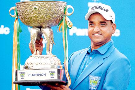 Golf: At age 51, veteran Mukesh Kumar wins his first Asian Tour title