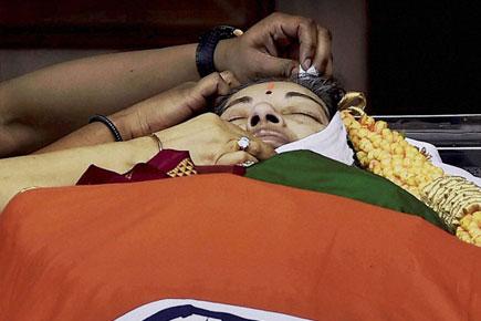 No conspiracy in Jayalalithaa's death: London doctor 