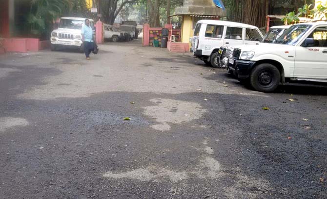 The Asphalt Garage in Worli where 40-odd staffers of BMC suffered from dengue and malaria due to the pathetic condition of the premises