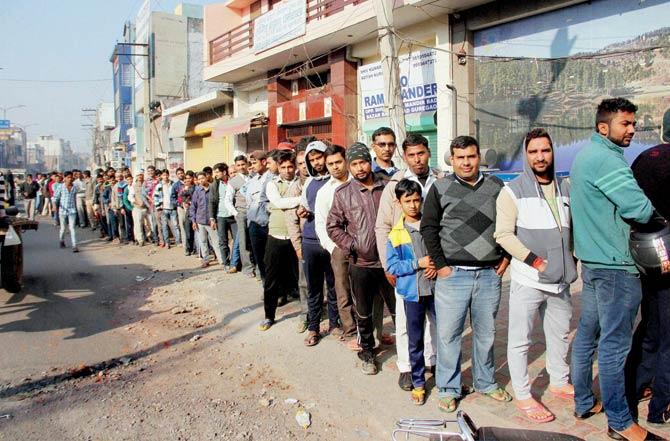 Our tradition makes every grand spiritual idea deeply embedded in even the most mundane daily ritual. Thus, the depressingly long bank queues are fairly orderly. Pic/PTI