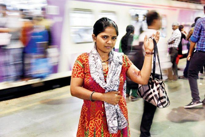 Bharti Shewale managed to lodge a complaint against her attacker only after an hour-and-a-half of running around between stations. Pic/Sameer Markande