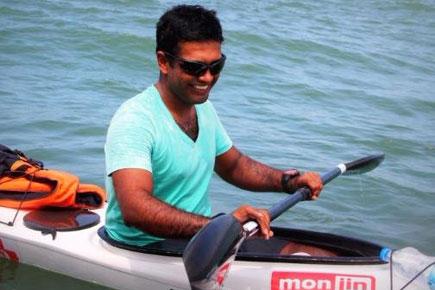 Locals at Nandgaon coast mistake kayaker for surveyor 