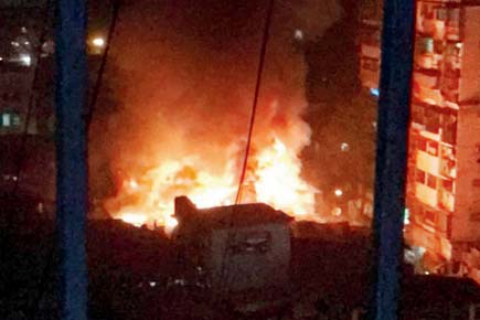 Blaze in South Mumbai, fireman among 2 injured