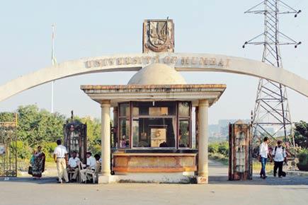 Noteban impact: Universities in Maharashtra directed to go cashless 