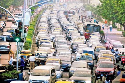 BMC's repair work on 333 roads started, Mumbai to face more traffic jams