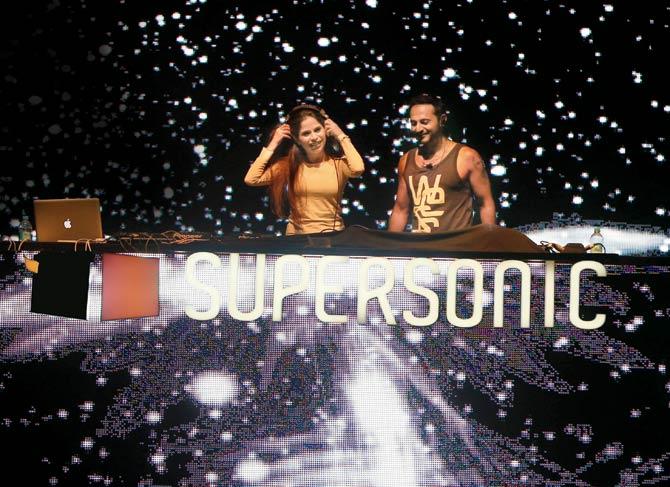DJ Pearl (left) and Nikhil Chinapa started the Electronic Dance Music movement with beach parties inâu00c2u0080u00c2u0088Goa in early 2000