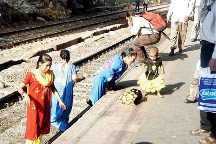 Mumbai: Central Railway wants commuters to clean up poop!