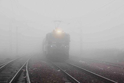 Cold, foggy Sunday morning in Delhi, 17 trains cancelled