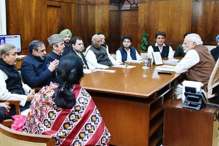 Rahul Gandhi meets Narendra Modi seeking loan waiver for farmers 