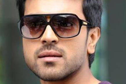 Ram Charan matches steps with dad Chiranjeevi in 'Khaidi No 150'