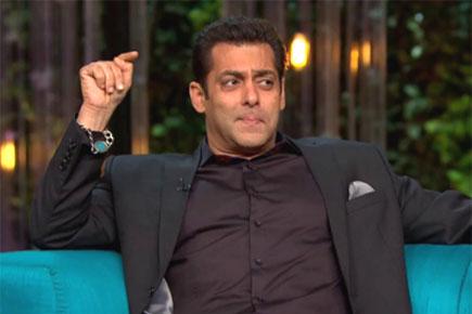 Salman Khan starts his campaign to stop open defecation in Mumbai